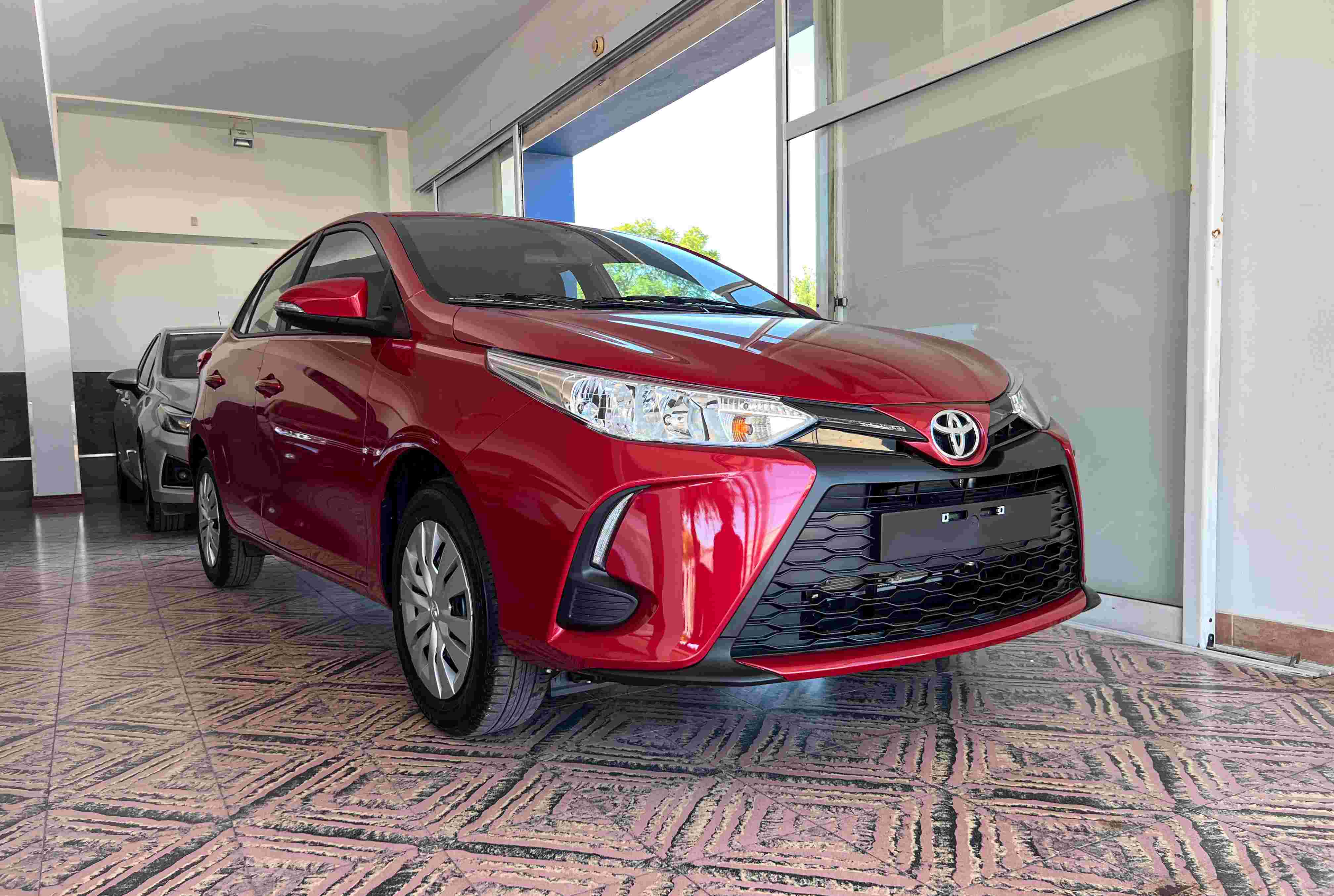 foto- TOYOTA-YARIS